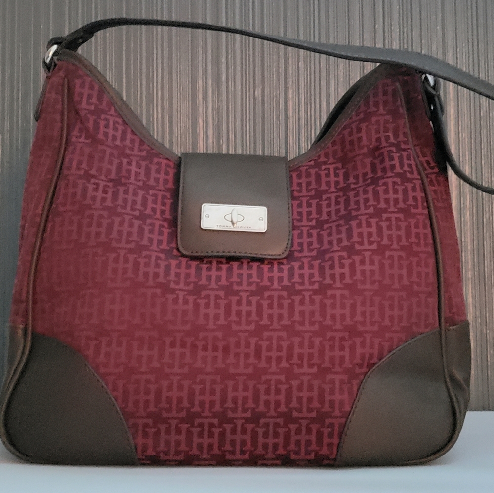 Tommy Hilfiger Maroon Logo Shoulder Bag